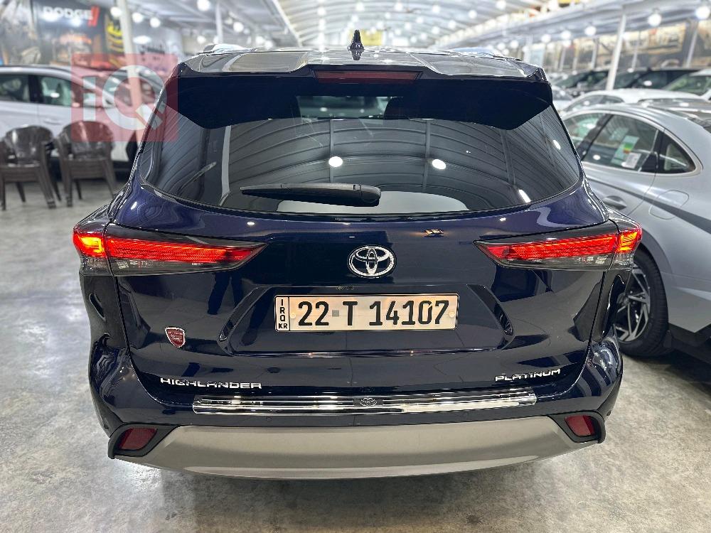 تۆیۆتا هایلاندەر